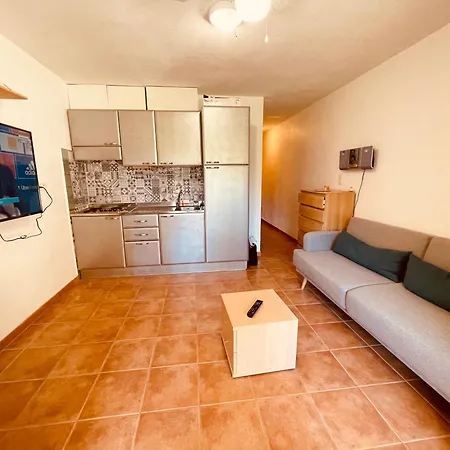 Apartment Avec Piscines Et A Pied *