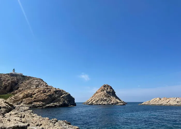 Avec Piscines Et A Pied